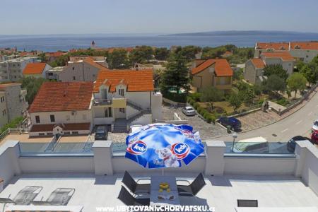 Apartmaji  Ante Tolj Baška Voda Hrvaška