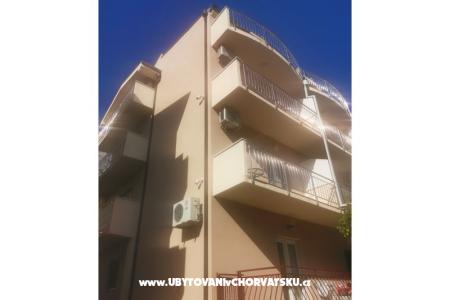 Apartmaji Divić - Villa Mateo  Baška Voda Hrvaška