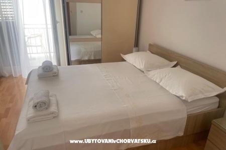 Apartmaji Jakir foto 2