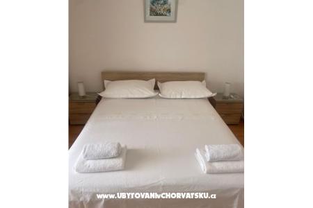 Apartmaji Jakir foto 3