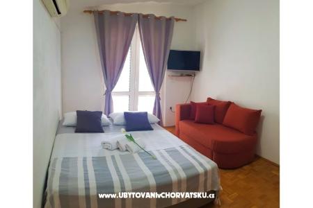 Apartmaji Krvavica foto 2