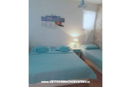 Apartmaji Nina foto 3