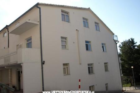 Apartmaji Paula i Ante foto 2