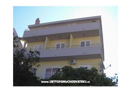 Apartmaji Sanja Baška Voda Hrvaška