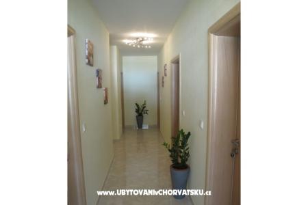 Apartmaji Sanja foto 2