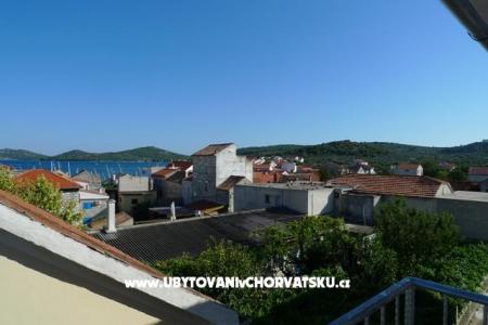 Apartma Hiša Ivana foto 2