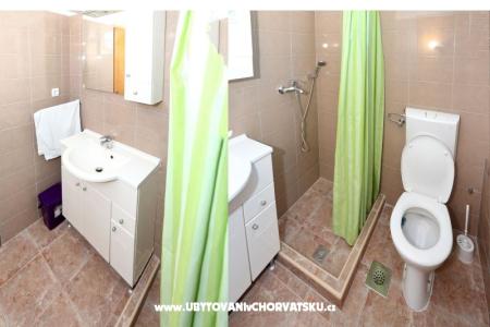 Apartmaji Anamarija foto 3