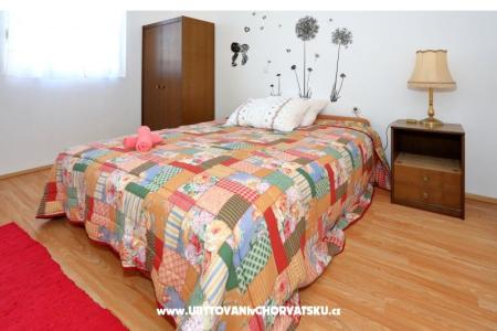 Apartmaji Anamarija foto 4