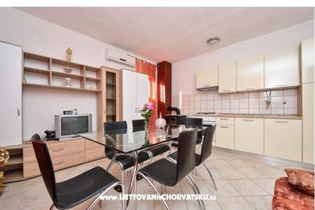 Apartmaji Jadranka  foto 3