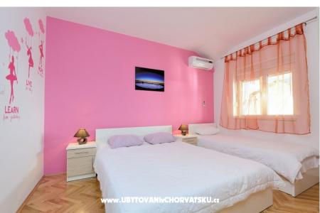 Apartmaji Mareta foto 3
