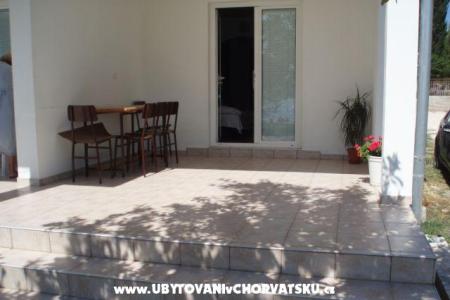 Apartmaji Marta &amp; Luka Bibinje Hrvaška