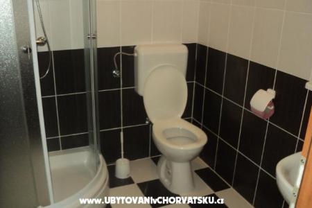 Apartmaji na plaži 'BRALIC' foto 5