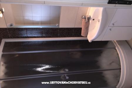 Apartmaji Neli foto 3