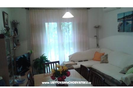 Apartmaji Vilma i Neven foto 5