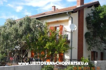 Apartmaji Endi Biograd Hrvaška