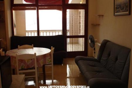 Apartmaji Kvarantan i Karabatić  foto 3