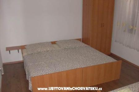 Apartmaji  Luka Petrina foto 4