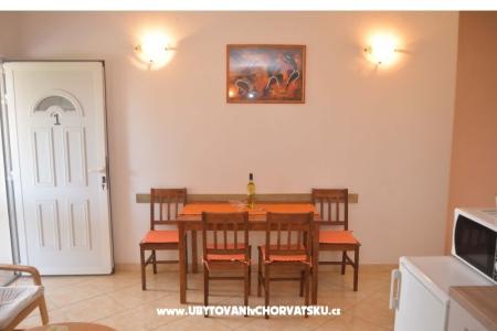 Apartmaji Salamun foto 3