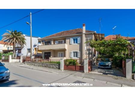 Apartmaji Tolić Biograd Hrvaška