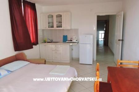 Biograd Apartmaji Ćaleta foto 5