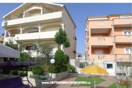 Pansion Gašpar Biograd Hrvaška