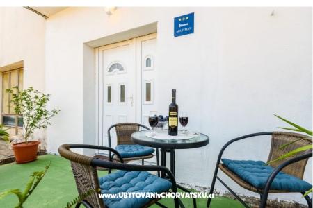 Apartma Dego with parking foto 3