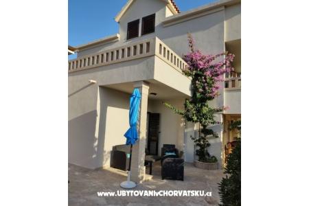 Villa Renata otok Brač Hrvaška