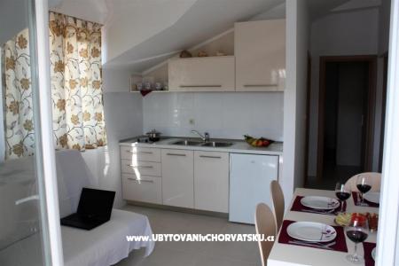 Apartmaji Bili Milna Osibova foto 3