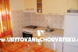 Apartmaji Jadranka foto 3