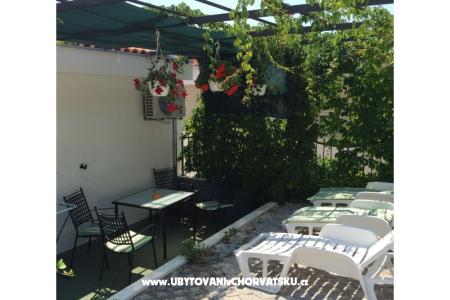 Apartmaji Kuić foto 4