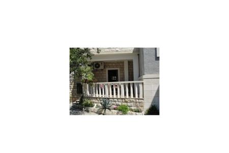 Apartmaji Lala otok Brač Hrvaška