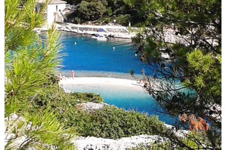 Apartmaji Nada otok Brač Hrvaška