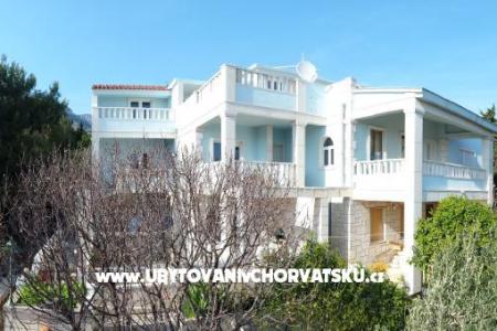 Apartmaji Marinović otok Brač Hrvaška