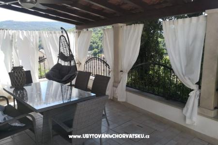 Hiša Bjedov – otok Brač Hrvaška