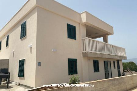 Villa Silvia otok Brač Hrvaška