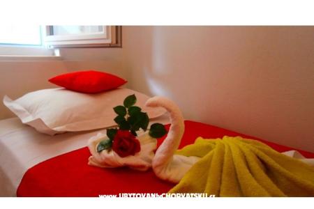Apartmaji Katara foto 5