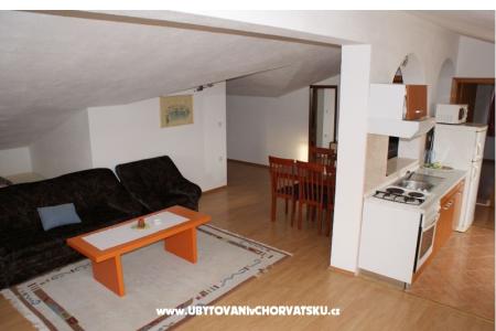 Apartmaji Tomaš - Brela foto 4