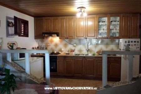 Apartmaji Ursić Žarko foto 2