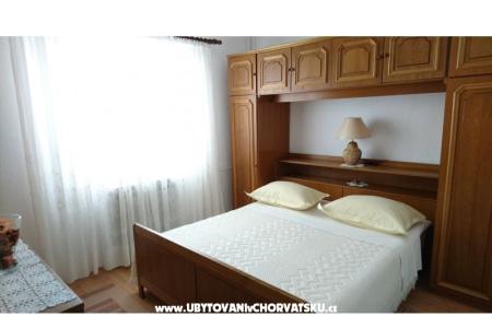Apartma R - Brela foto 3