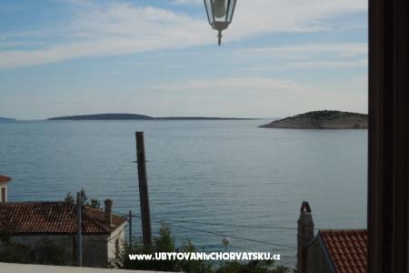 Namestitev Julia otok Cres Hrvaška