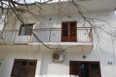 Apartmaji Meri foto 3