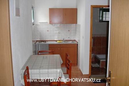 Apartmaji Andrea Drvenik foto 4