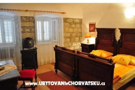 Apartmaji & room Giron foto 4