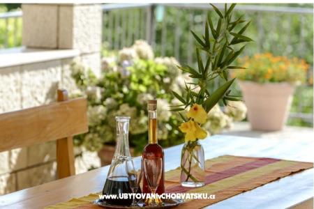 Stone Hiša Kuna foto 4