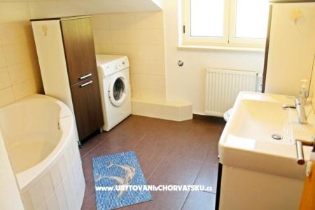 Apartma Dugi Rat foto 5