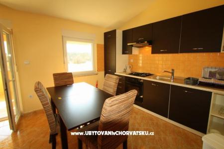 Apartma Zoran - Valbandon  foto 3