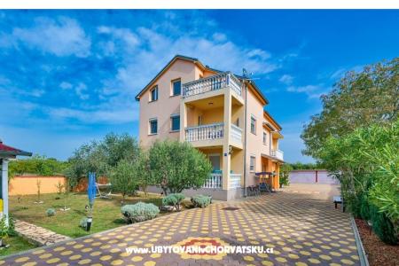 Apartmaji KAJIC - Fažana Fažana Hrvaška