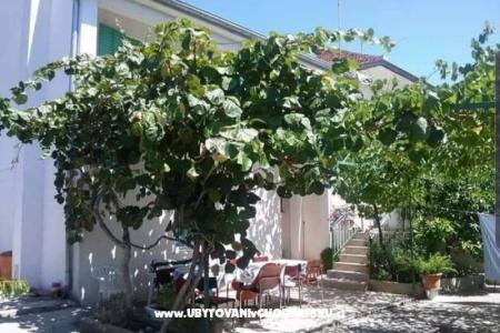 Apartma Marina Sv. Filip i Jakov Hrvaška