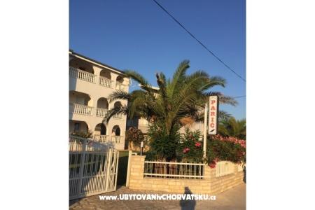 Apartmaji Paric foto 3