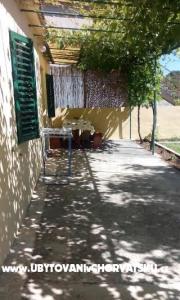 Apartmaji Turanj foto 4